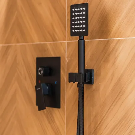 فندق Verona دراس