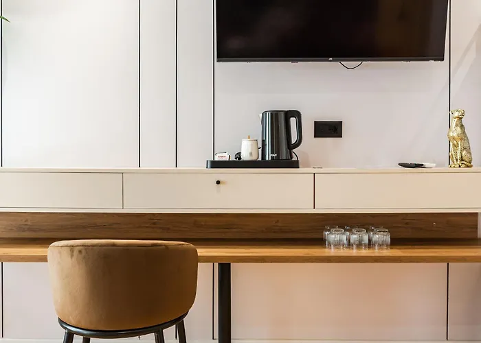 Ξενοδοχείο Verona 4*